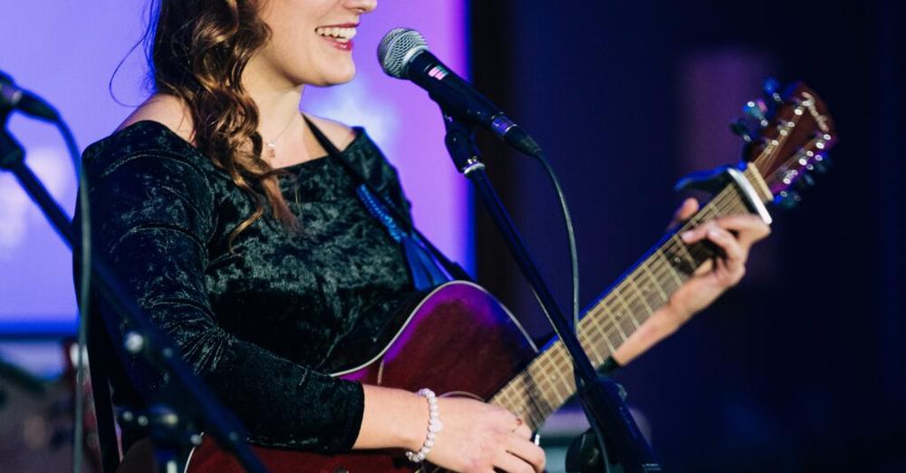 👨‍👩‍👧 **Adj esélyt a családoknak, akiknek a legnagyobb szükségük van rá!** 💙