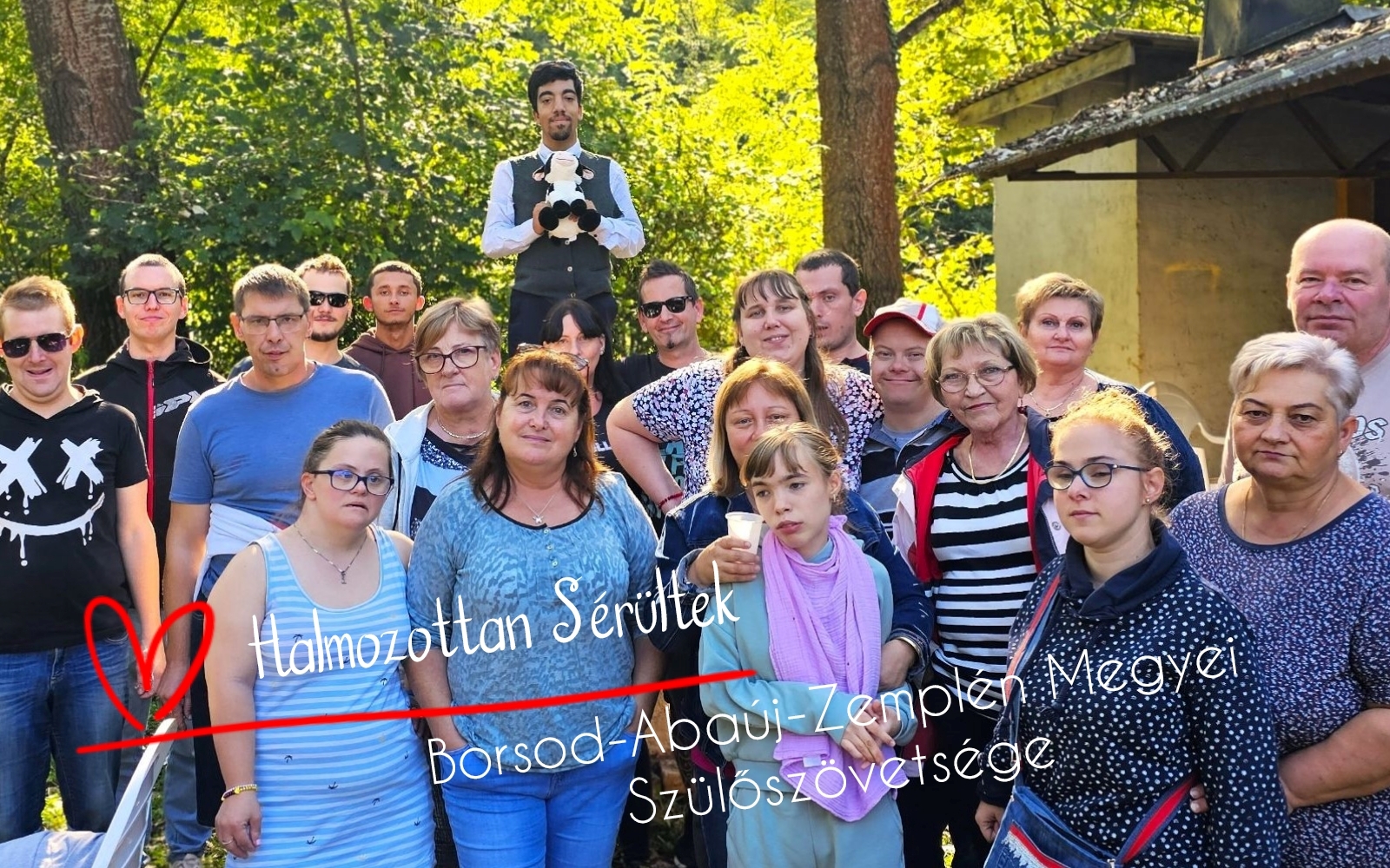 👨‍👩‍👧 **Adj esélyt a családoknak, akiknek a legnagyobb szükségük van rá!** 💙