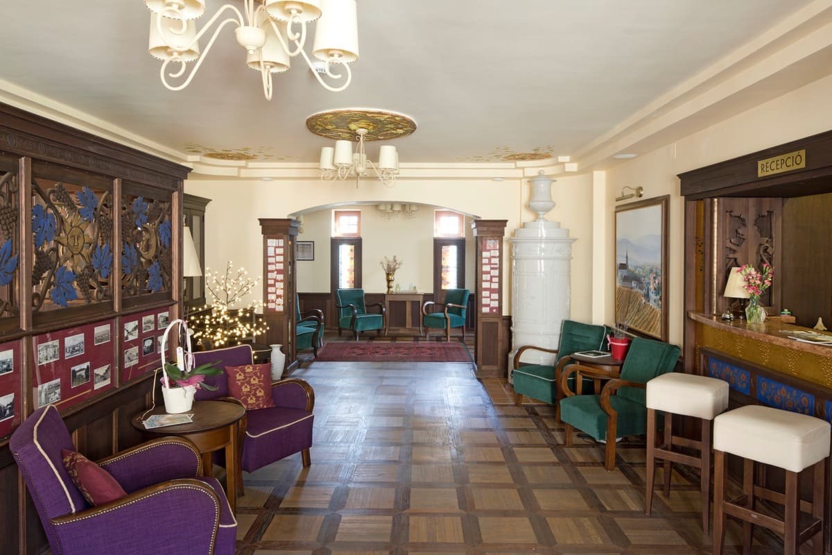 1 éjszaka a Barka Galéria Hotelben