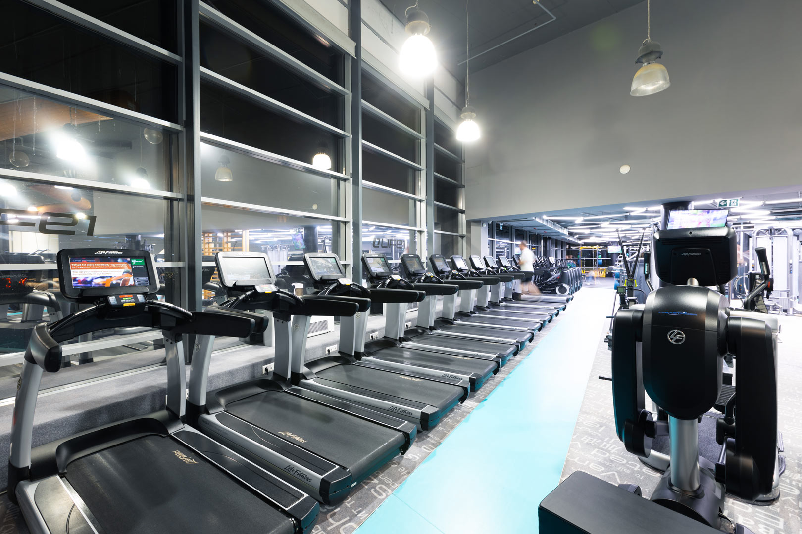 Life 1 - kombinált + wellness belépő